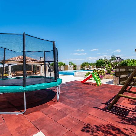 Villa Olive Garden Pristeg Esterno foto