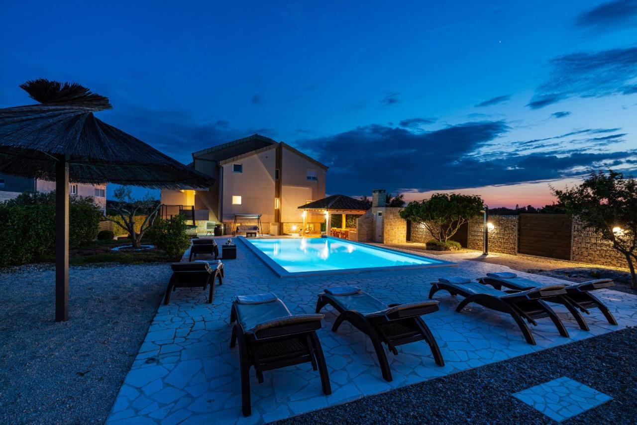 Villa Olive Garden Pristeg Esterno foto