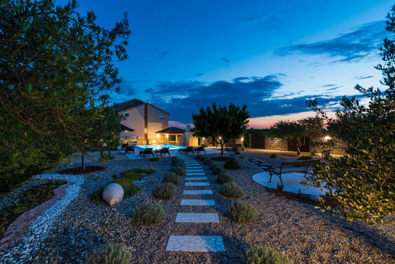 Villa Olive Garden Pristeg Esterno foto